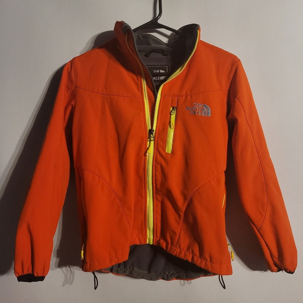 The North Face summit series Jacket. YOUTH XL
